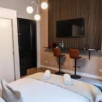 Elegant 5 Bedroom At Ghent's Core