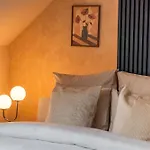 דירה Elegant 5 Bedroom At Ghent's Core *