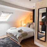 Elegant 5 Bedroom At Ghent's Core * גנט
