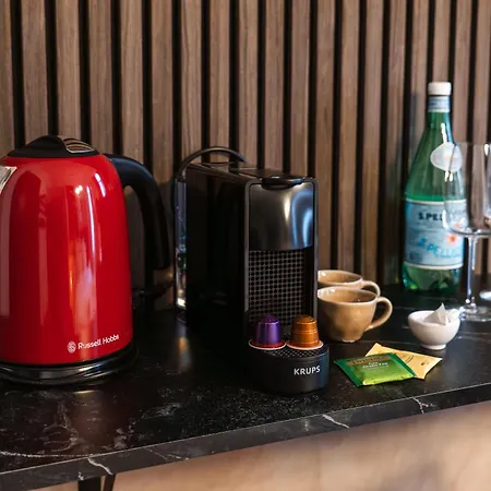 Elegant 5 Bedroom At Ghent's Core