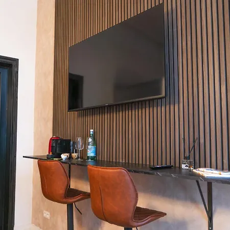 Elegant 5 Bedroom At Ghent's Core Lägenhet Gent