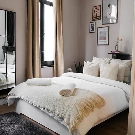 Elegant 5 Bedroom At Ghent's Core Lägenhet