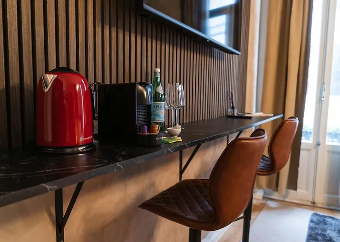 Elegant 5 Bedroom At Ghent's Core *