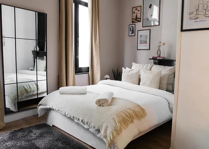 Elegant 5 Bedroom At Ghent's Core Apartament