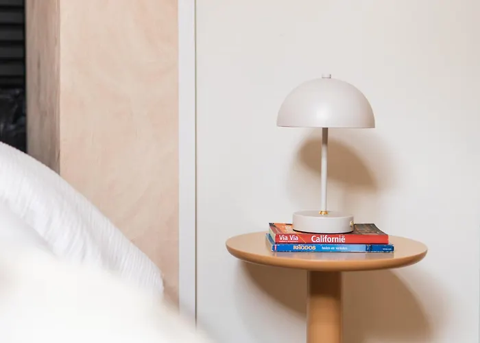 Elegant 5 Bedroom At Ghent's Core