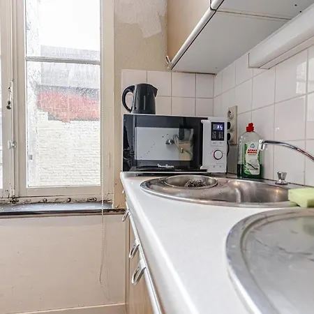 Elegant 5 Bedroom At Ghent's Core *